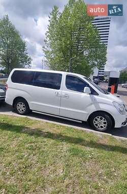 Минивэн Hyundai H-1 2008 в 