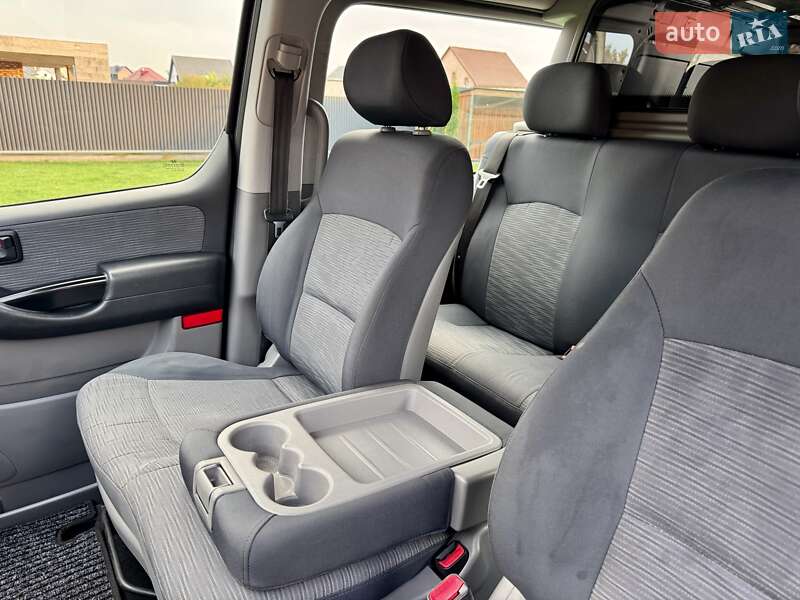 Мінівен Hyundai H-1 2011 в Ковелі