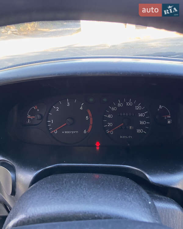 Мінівен Hyundai H-1 2002 в Одесі