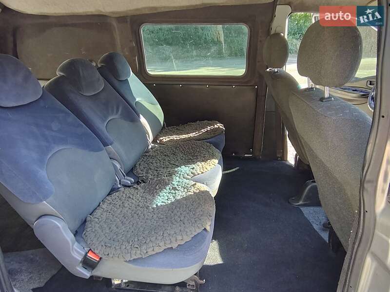 Минивэн Hyundai H-1 2005 в Киеве