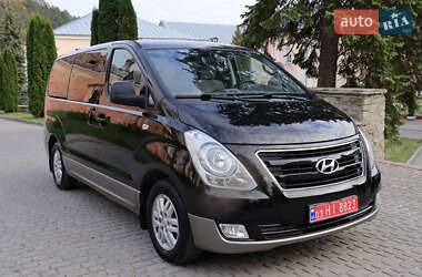 Мінівен Hyundai H-1 2016 в 