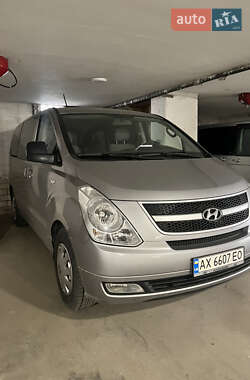 Минивэн Hyundai H-1 2011 в Золочеве