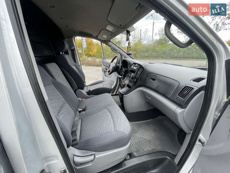 Грузовой фургон Hyundai H-1 2008 в Одессе
