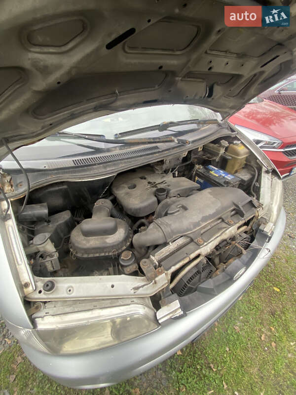 Мінівен Hyundai H-1 2001 в Києві