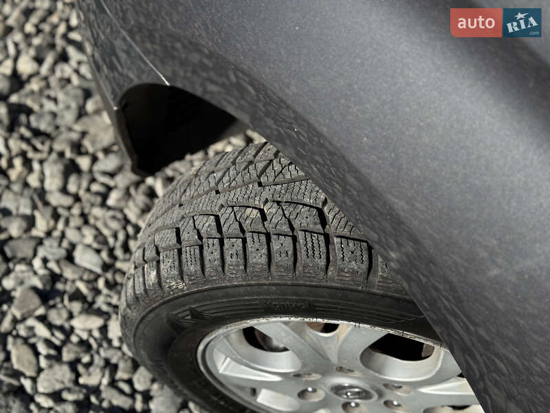 Мінівен Hyundai H-1 2011 в Стрию