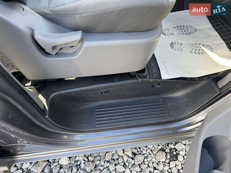 Мінівен Hyundai H-1 2011 в Стрию