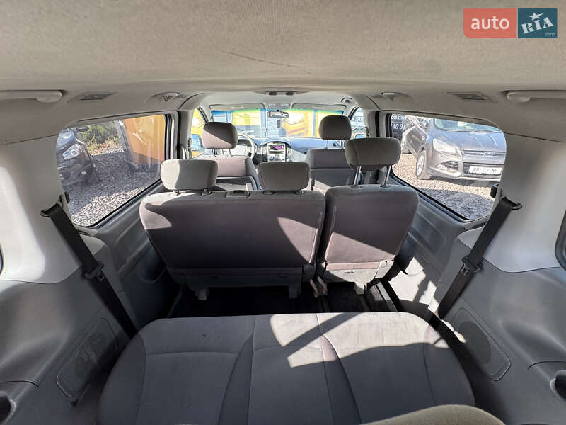 Мінівен Hyundai H-1 2011 в Стрию