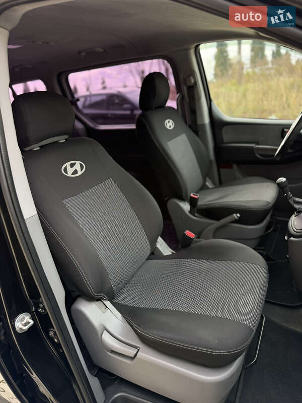 Мінівен Hyundai H-1 2011 в Львові фото 34 Мінівен Hyundai H-1 2011 в Львові