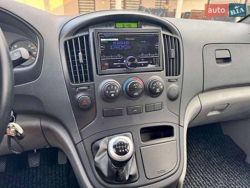 Минивэн Hyundai H-1 2011 в Ковеле