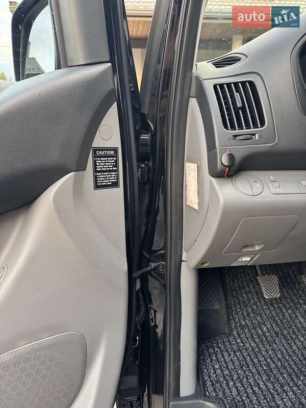 Минивэн Hyundai H-1 2011 в Ковеле