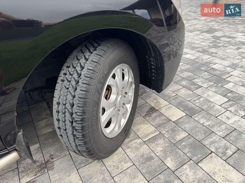 Минивэн Hyundai H-1 2011 в Ковеле