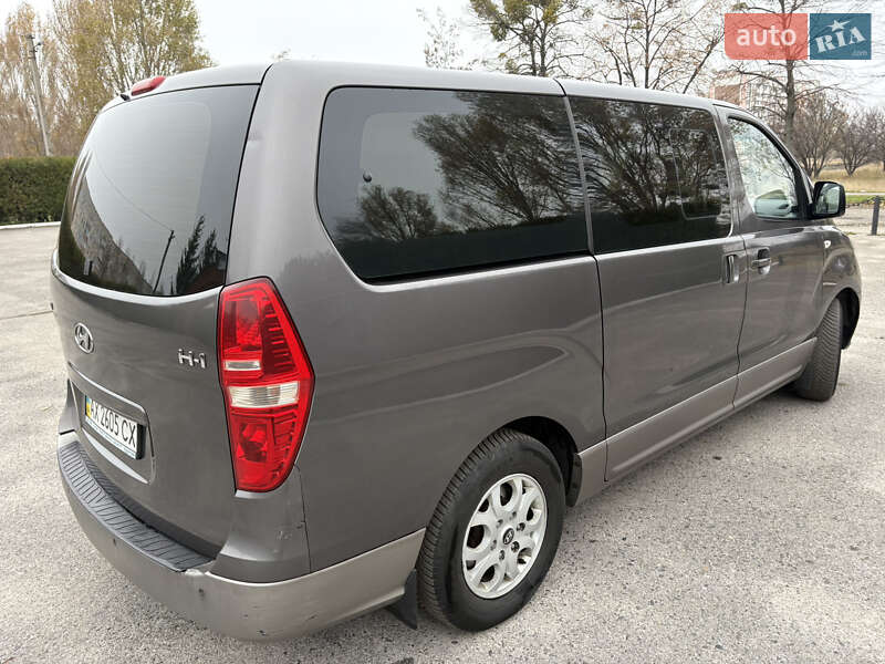 Минивэн Hyundai H-1 2012 в Змиеве