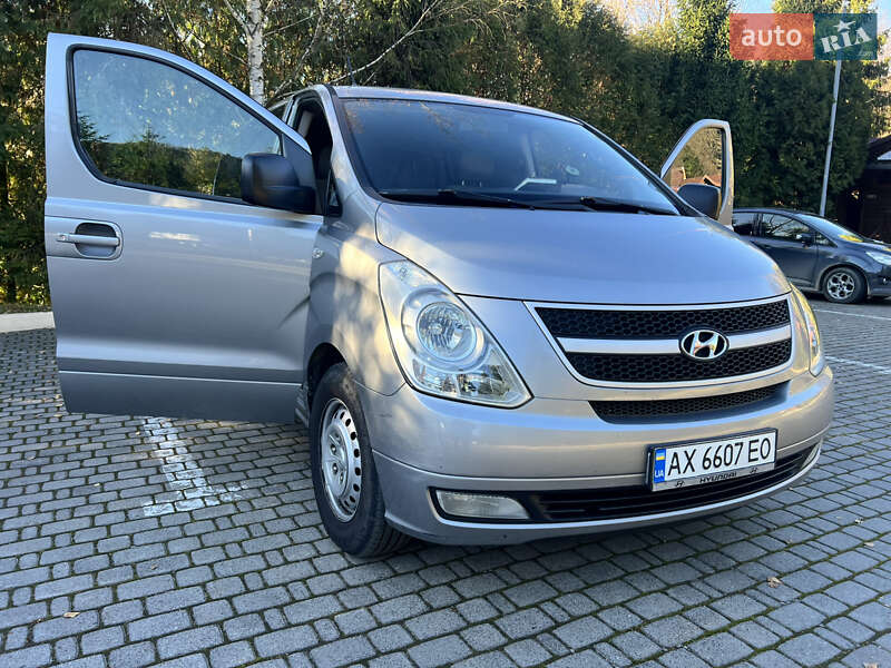 Hyundai H-1 2011 Hyundai H-1 2011