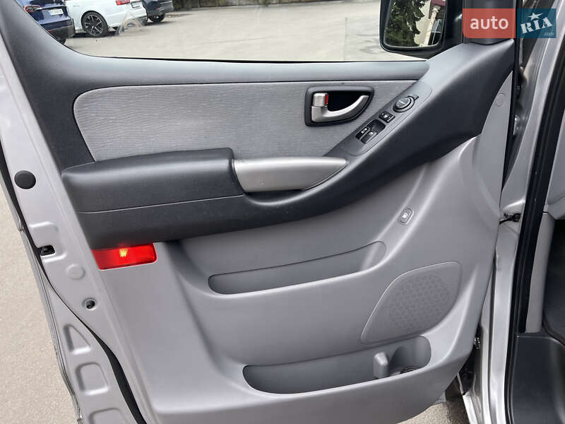 Мінівен Hyundai H-1 2015 в Тернополі фото 26 Мінівен Hyundai H-1 2015 в Тернополі