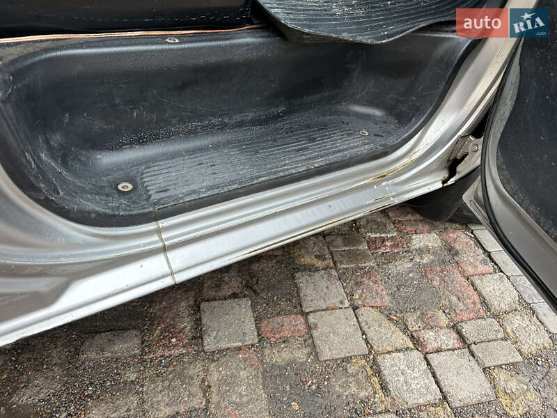 Мінівен Hyundai H-1 2005 в Одесі фото 11 Мінівен Hyundai H-1 2005 в Одесі