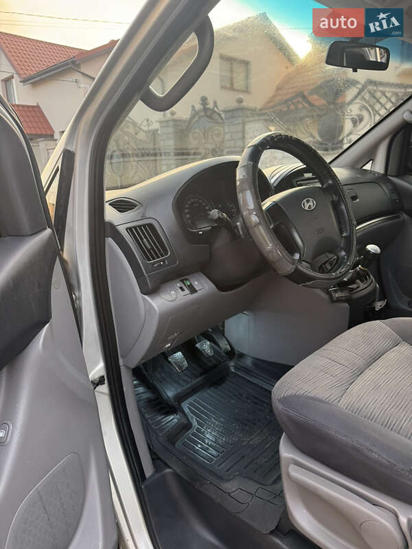 Мінівен Hyundai H-1 2008 в Виноградові фото 12 Мінівен Hyundai H-1 2008 в Виноградові