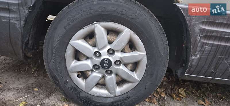 Минивэн Hyundai H-1 2007 в Надворной