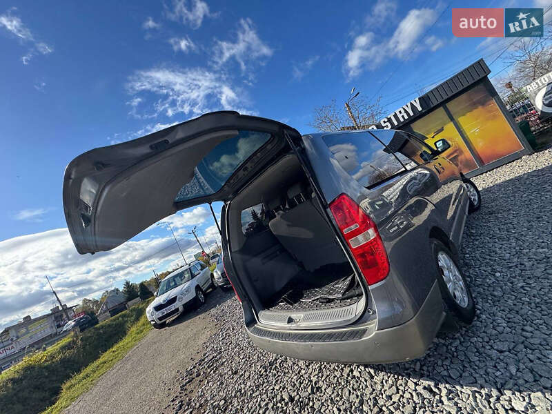 Мінівен Hyundai H-1 2011 в Стрию