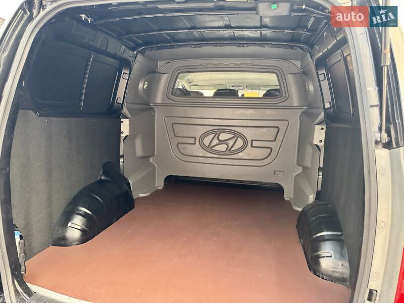 Минивэн Hyundai H-1 2011 в Ковеле фото 40 Минивэн Hyundai H-1 2011 в Ковеле