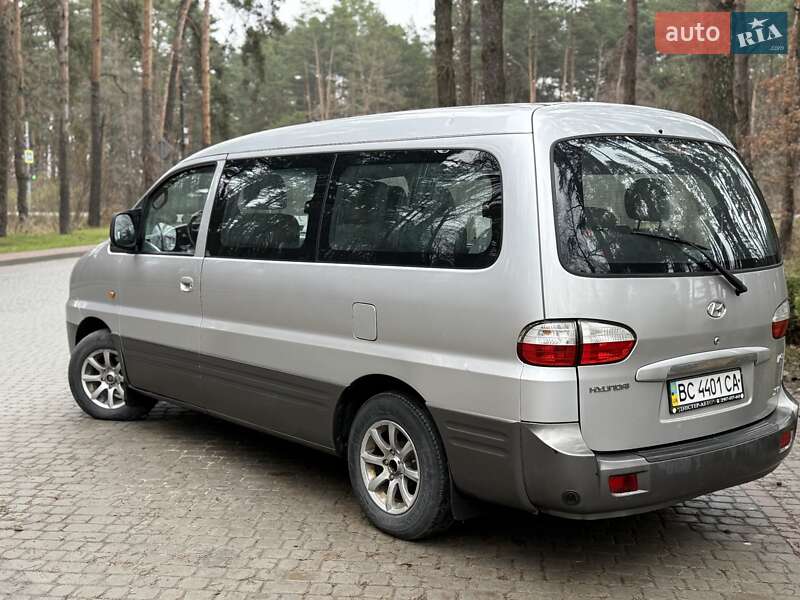 Минивэн Hyundai H-1 2005 в Львове
