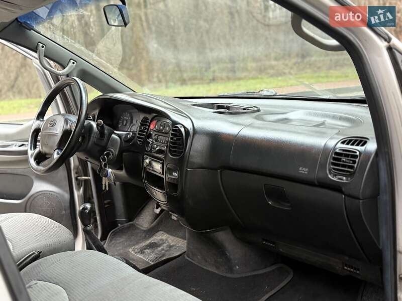 Минивэн Hyundai H-1 2005 в Львове