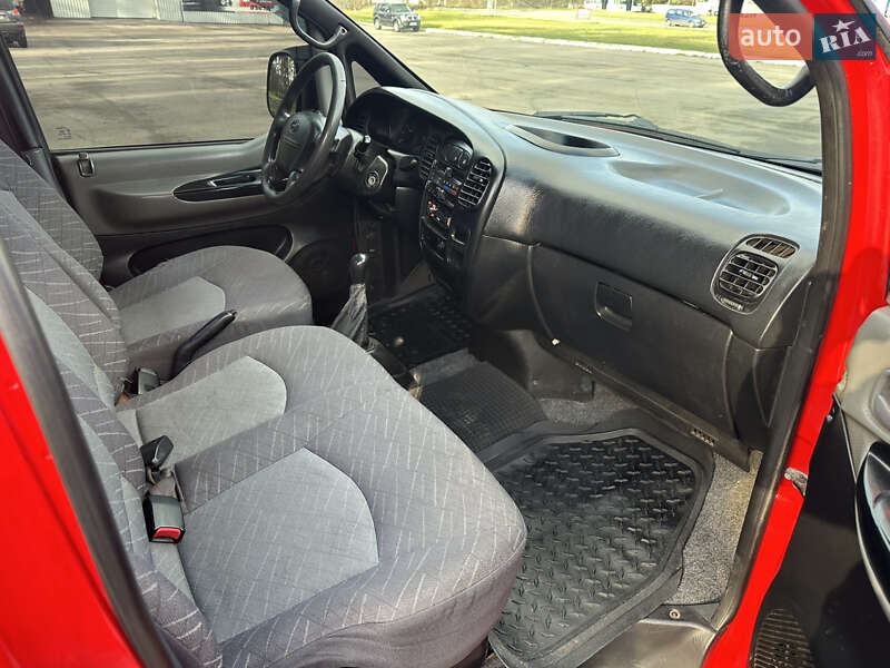 Минивэн Hyundai H-1 2005 в Харькове