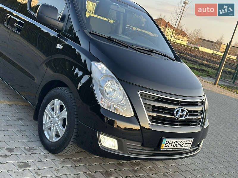 Минивэн Hyundai H-1 2012 в Одессе