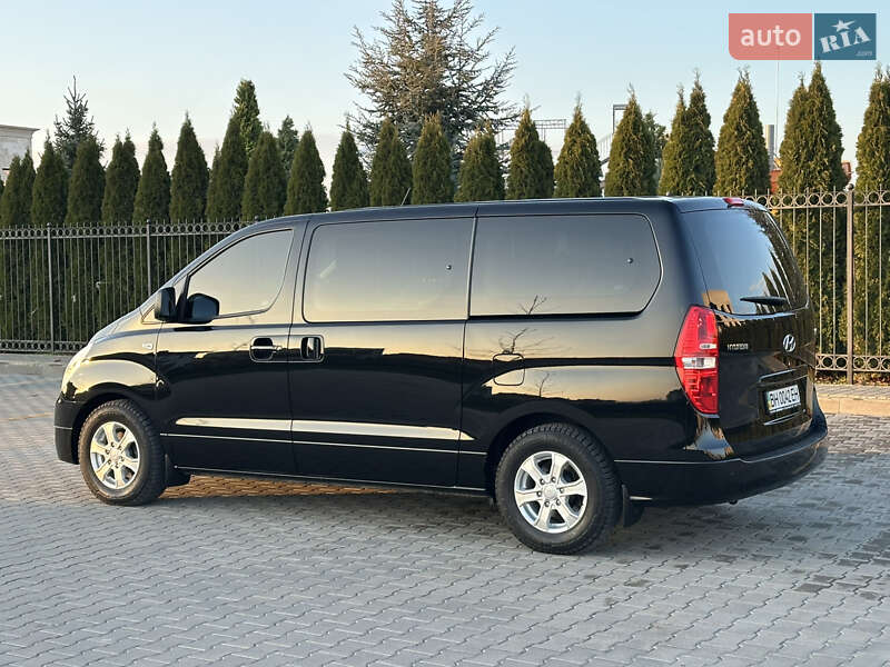 Минивэн Hyundai H-1 2012 в Одессе
