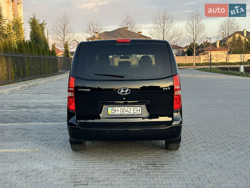 Минивэн Hyundai H-1 2012 в Одессе