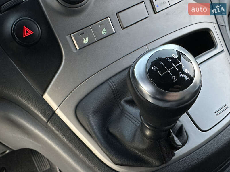 Минивэн Hyundai H-1 2012 в Одессе