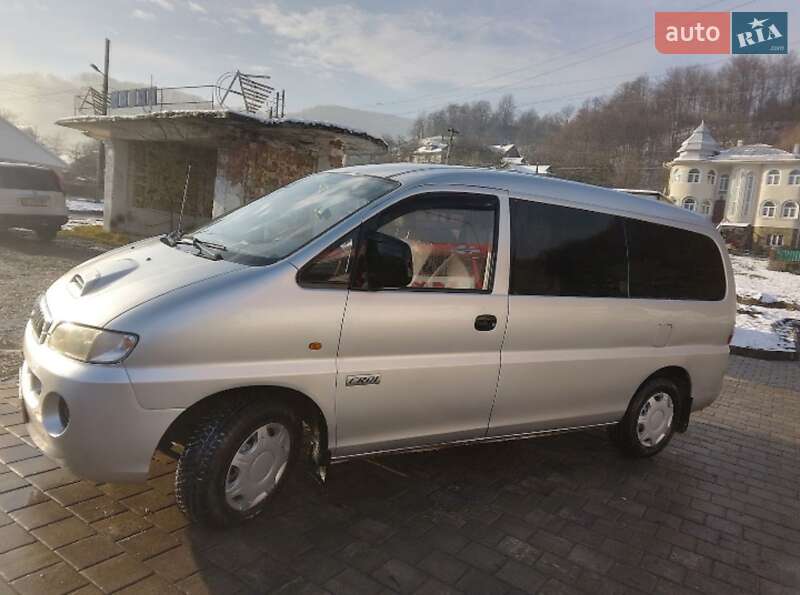 Мінівен Hyundai H-1 2007 в Косові