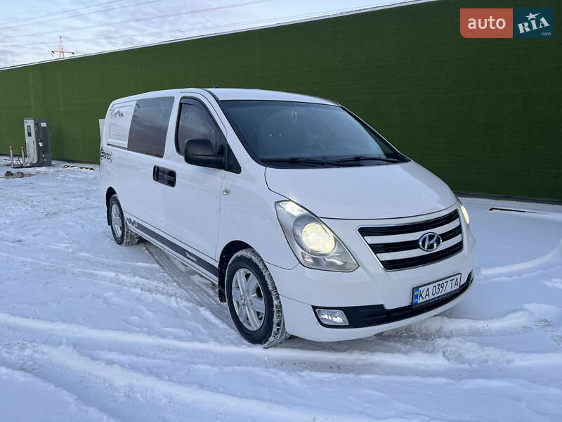 Hyundai H-1 2013