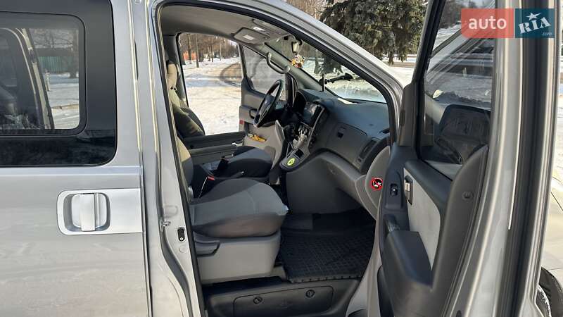 Минивэн Hyundai H-1 2012 в Лубнах