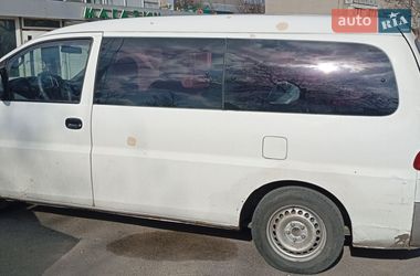 Мінівен Hyundai H-1 2004 в Южному