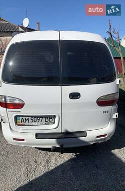 Минивэн Hyundai H-1 2007 в Житомире