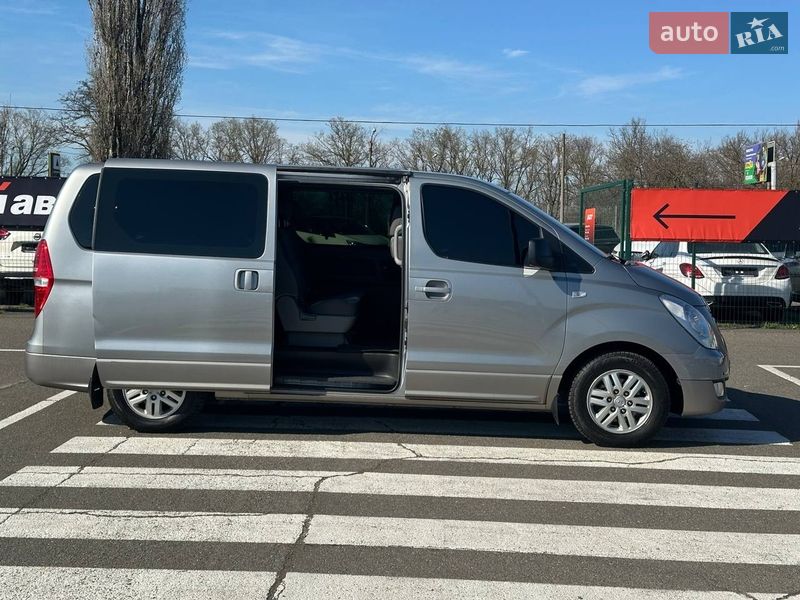 Минивэн Hyundai H-1 2016 в Одессе