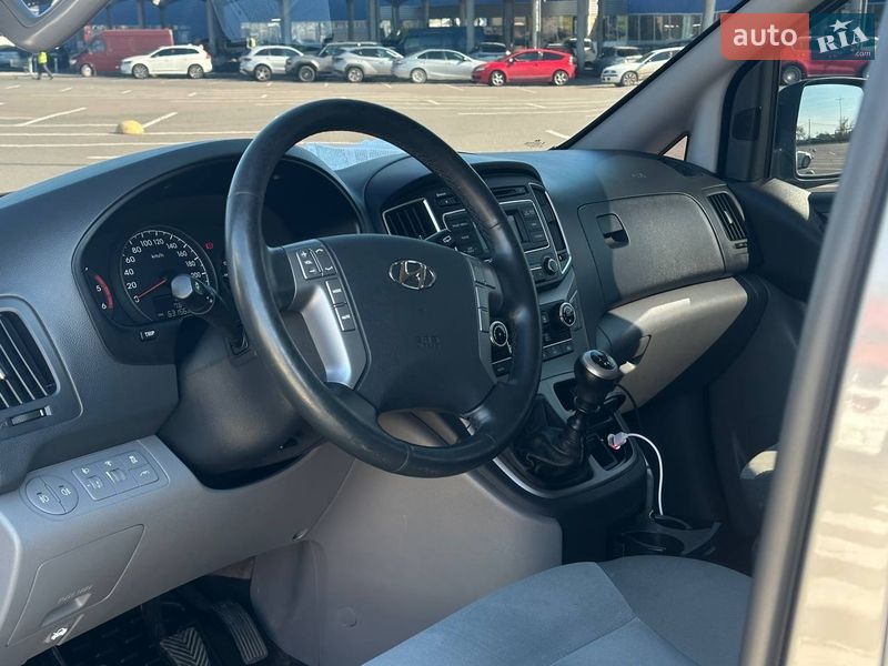 Минивэн Hyundai H-1 2016 в Одессе
