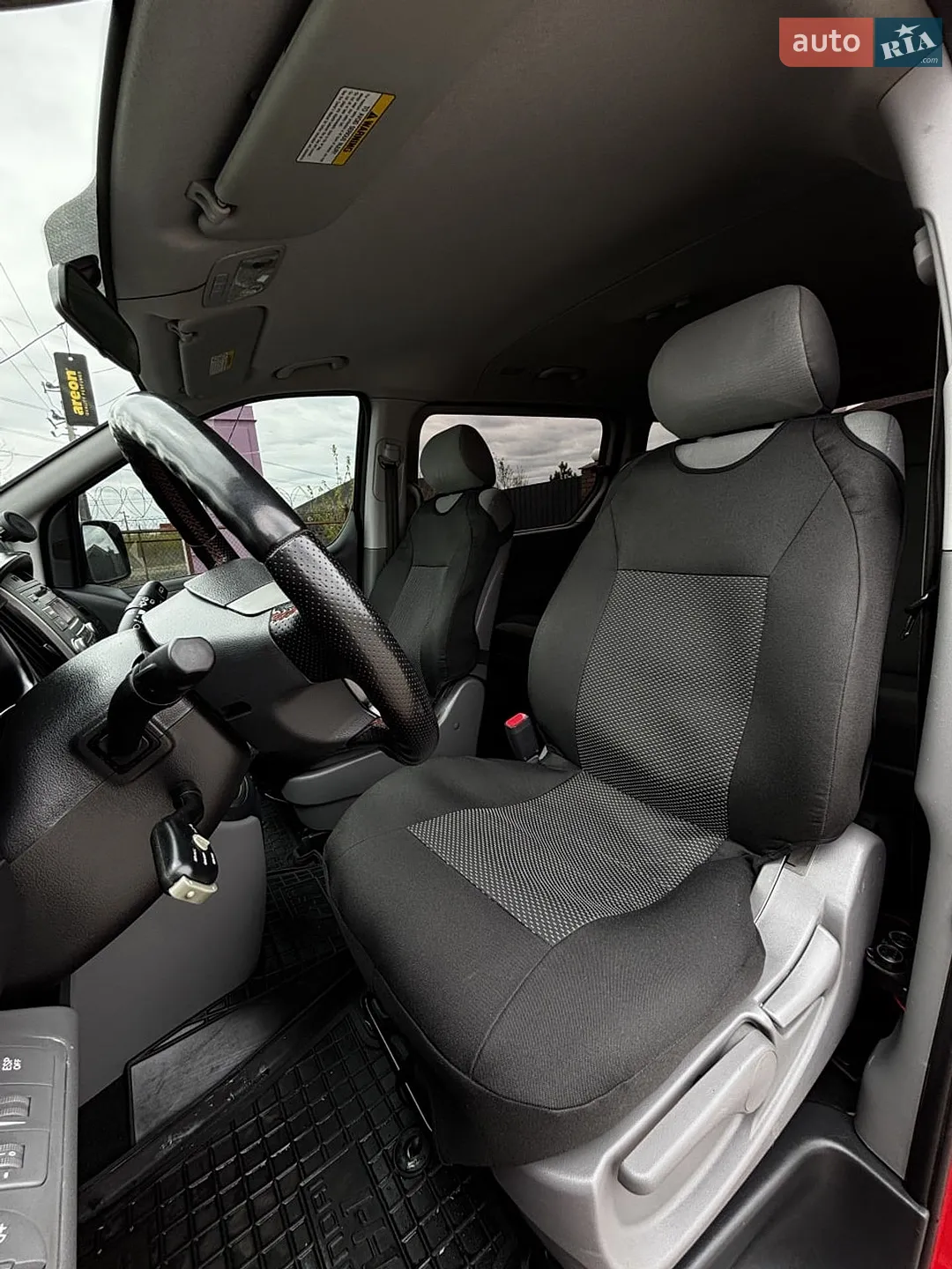 2010 Hyundai Starex (H-1) - мініатюра 13