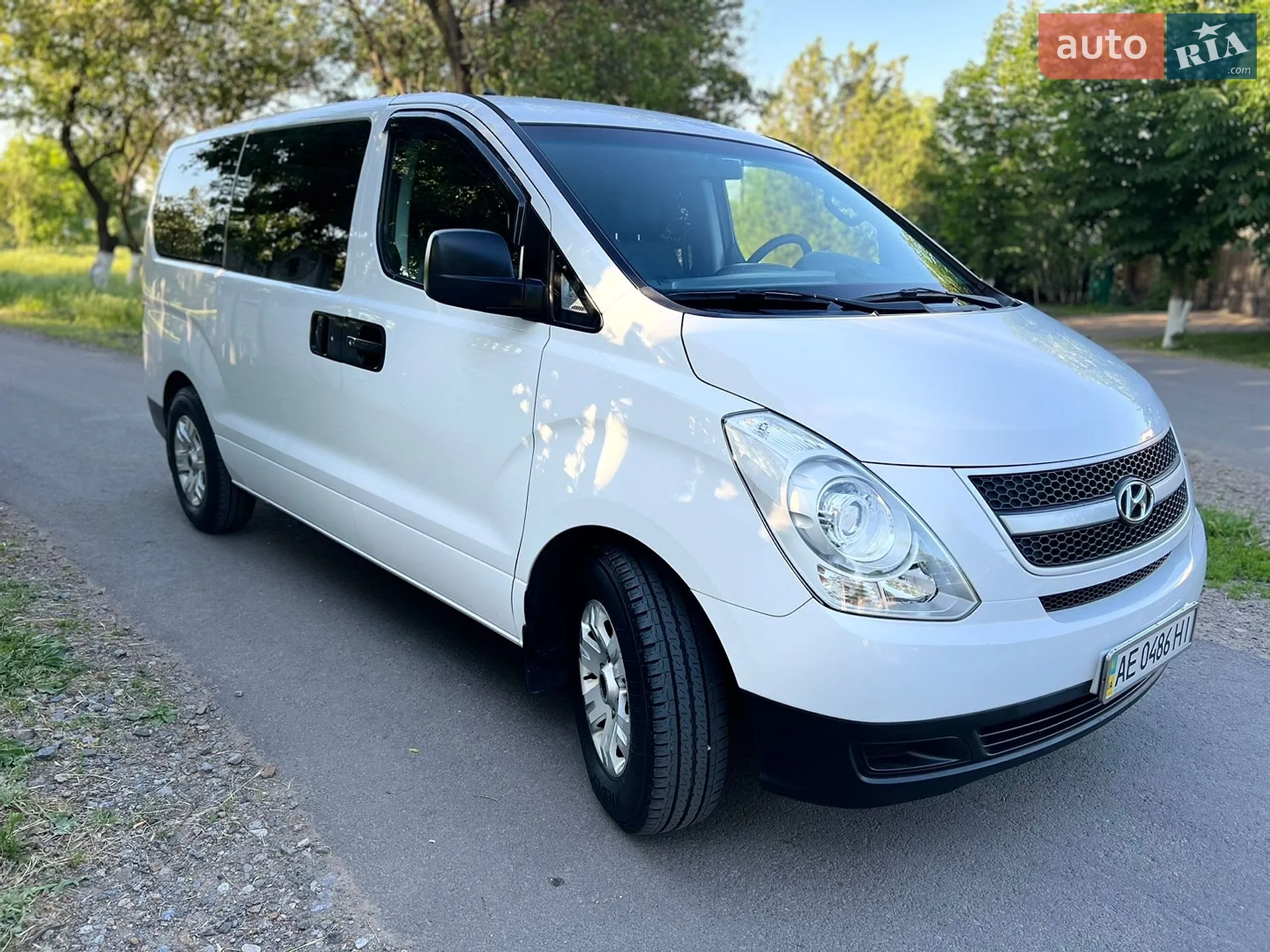 2012 Hyundai Starex (H-1) - мініатюра 2