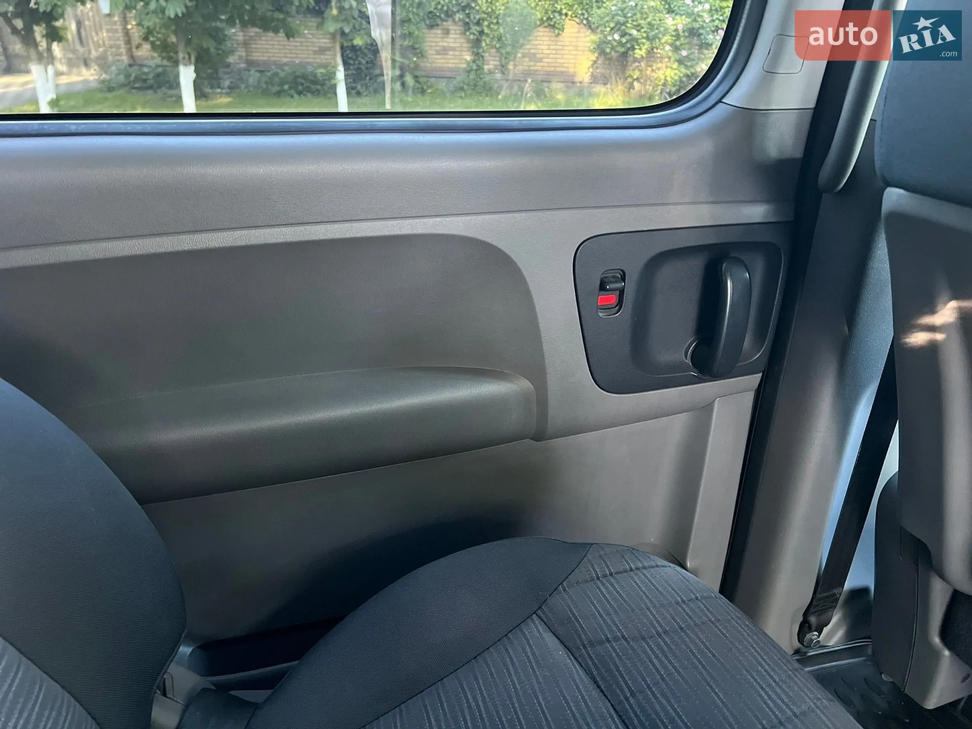 2012 Hyundai Starex (H-1) - мініатюра 41