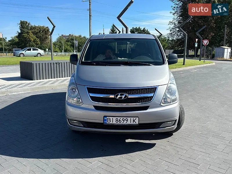 Hyundai H-1