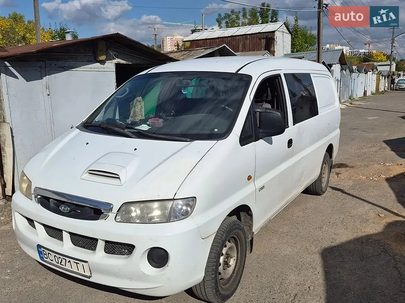 Hyundai H-1