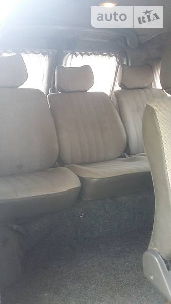 Грузопассажирский фургон Hyundai H 200 1999 в Луцке