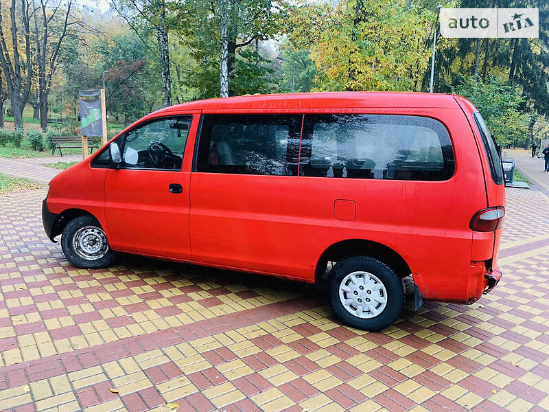 Минивэн Hyundai H 200 1999 в Киеве