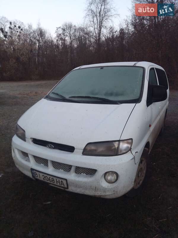 Минивэн Hyundai H 200 1998 в Чернухах