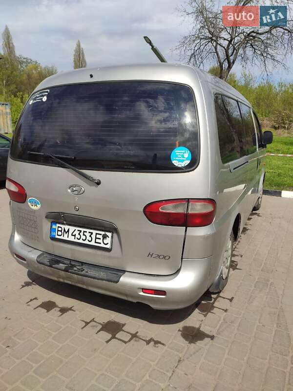 Минивэн Hyundai H 200 1998 в Сумах