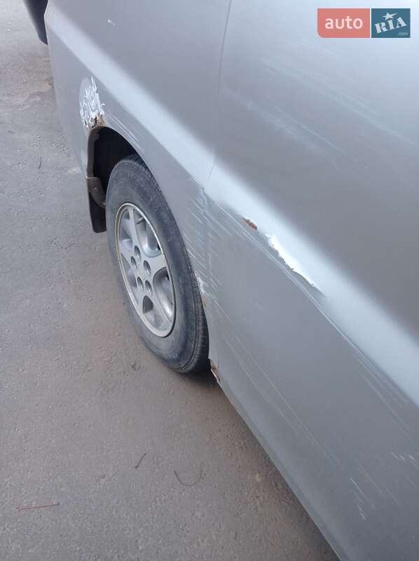 Минивэн Hyundai H 200 1998 в Николаеве