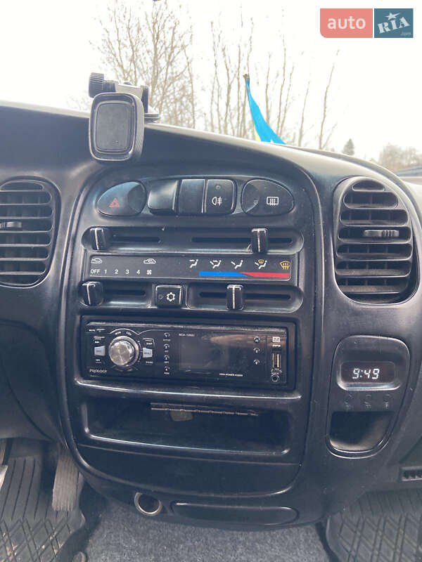 Минивэн Hyundai H 200 2000 в Житомире