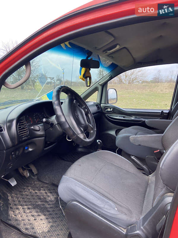 Минивэн Hyundai H 200 2000 в Житомире