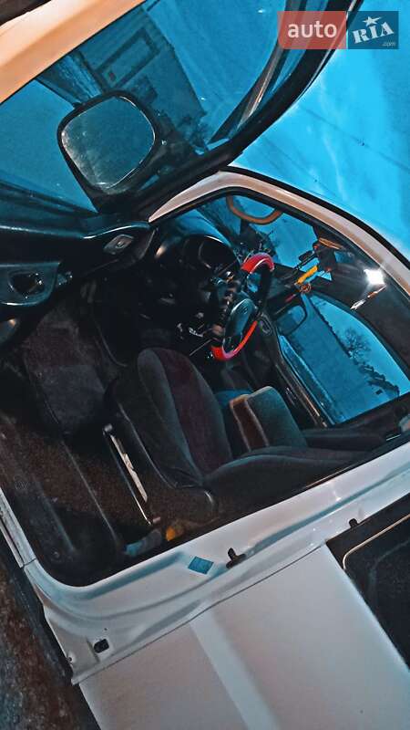 Мінівен Hyundai H 200 1998 в Турці фото 7 Мінівен Hyundai H 200 1998 в Турці